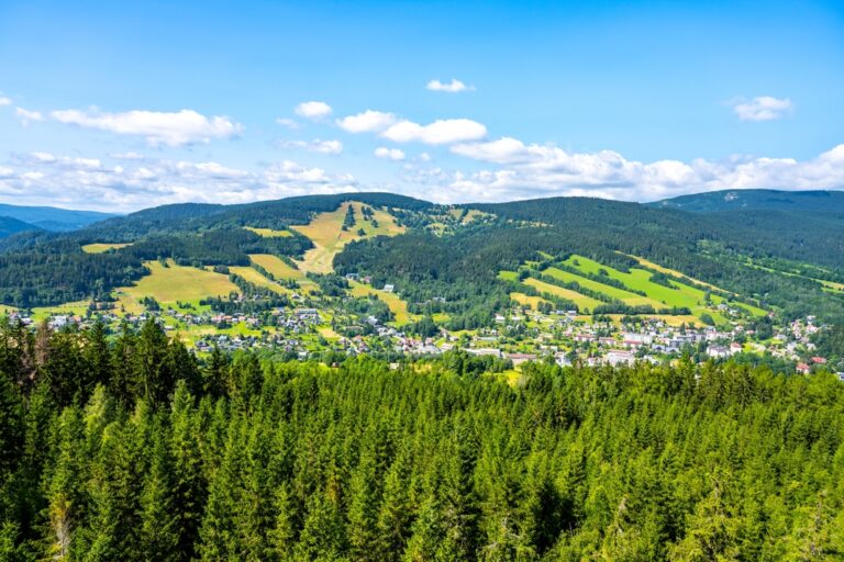 Rokytnice nad Jizerou – warum lohnt es sich, hierher zu kommen?