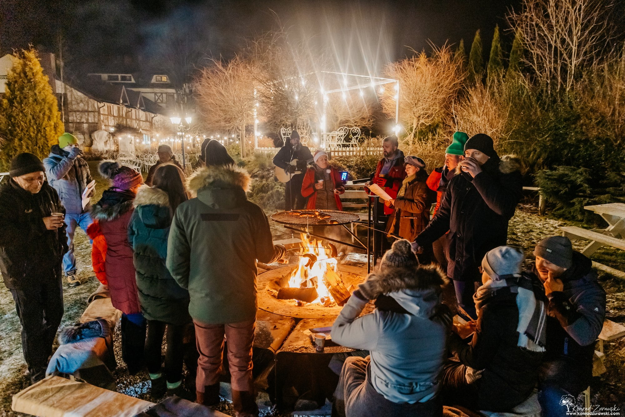 Winterliches Integrationsfeuer, Sosnówka bei Karpacz