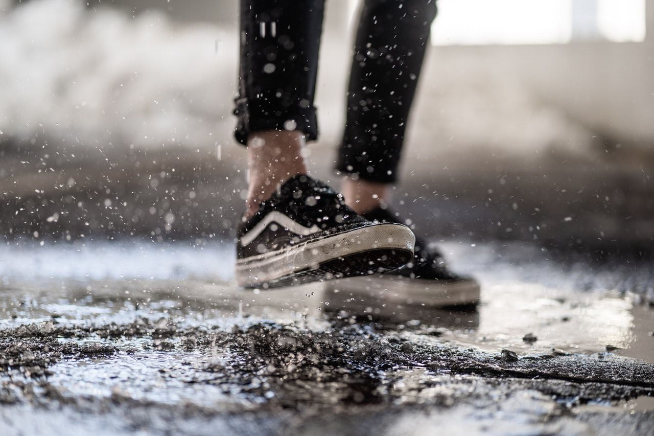 Team games for companies in the rain