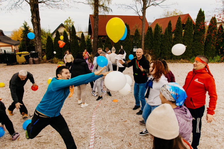 Konflikty w pracy? Wykorzystaj team building!