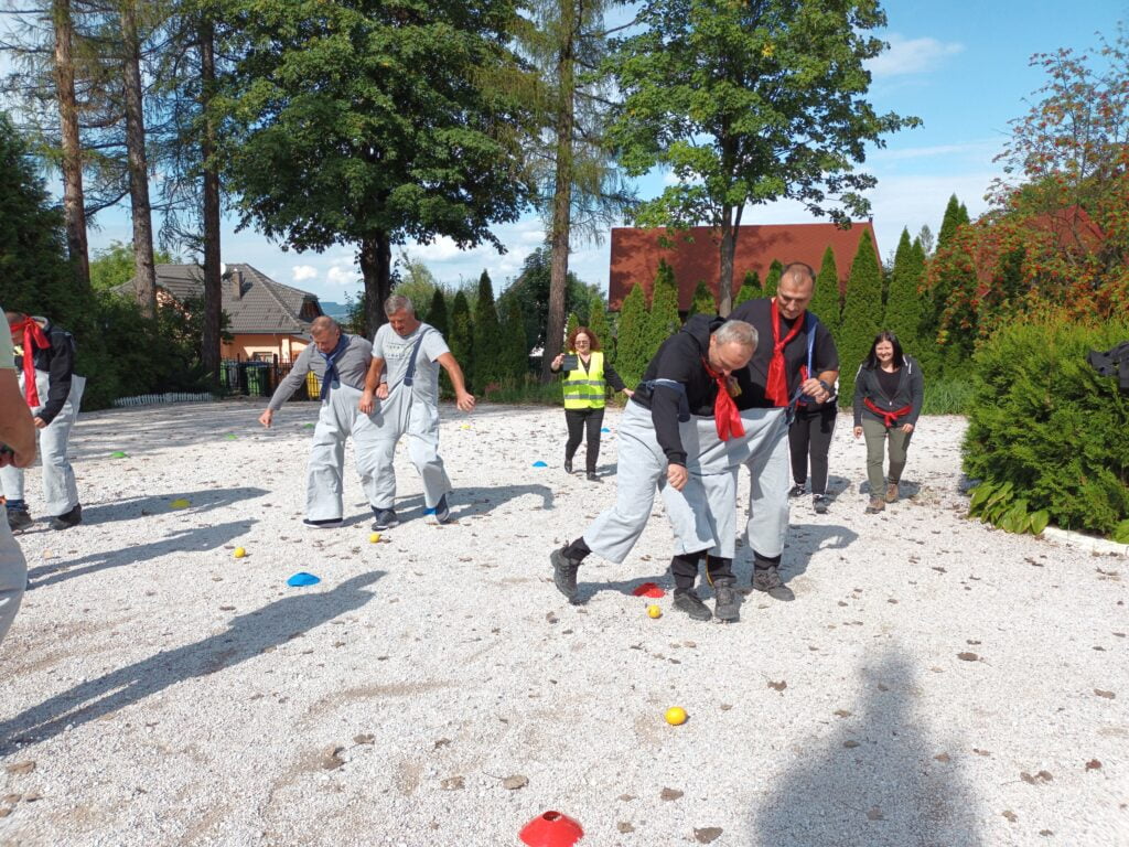 Team building games and activities for companies