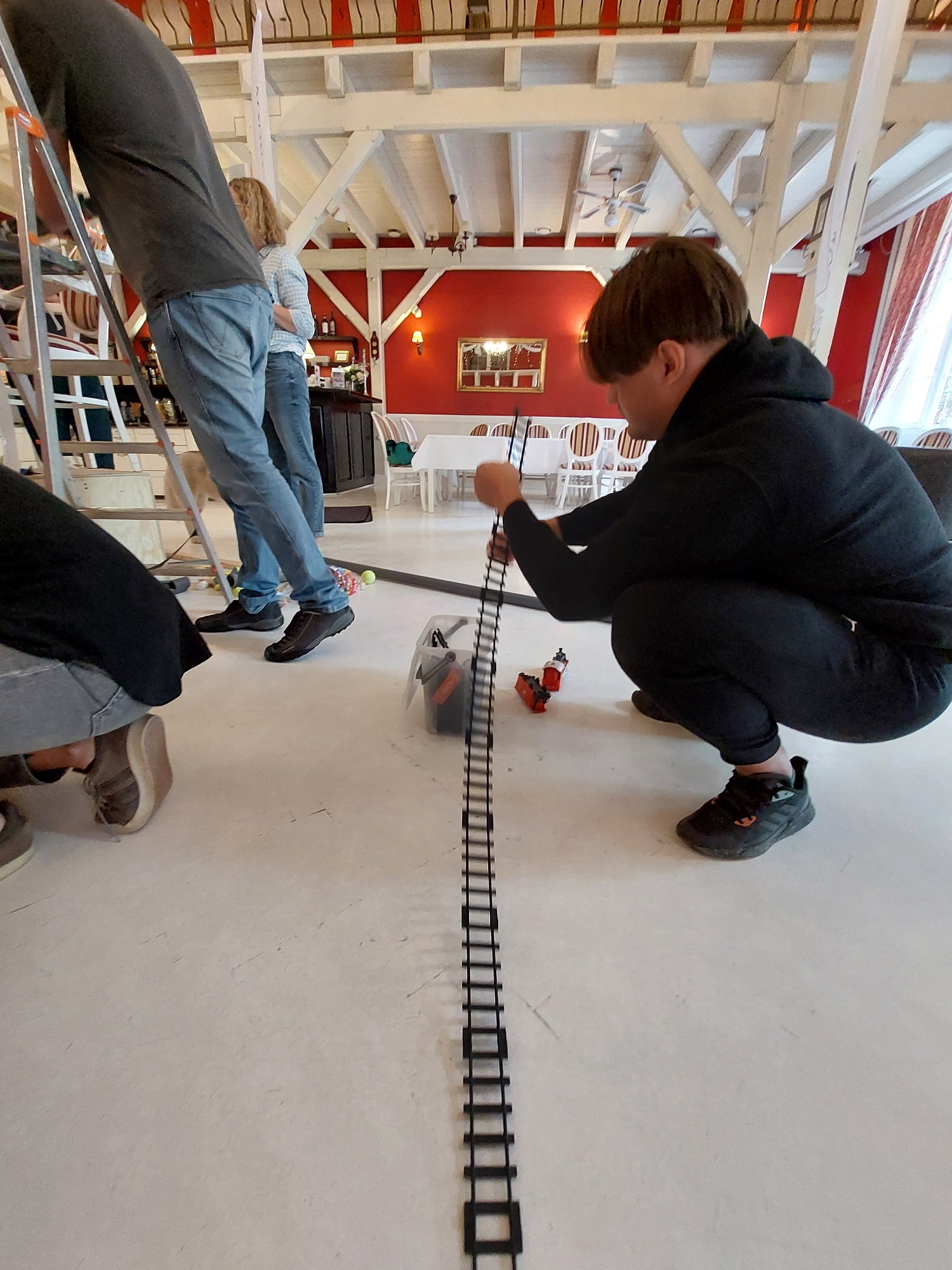 Construction of the Goldberg machine, Dwór Korona Karkonoszy, Sosnówka