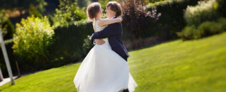 Ślub i wesele krok po kroku, czyli przewodnik przyszłej Młodej Pary