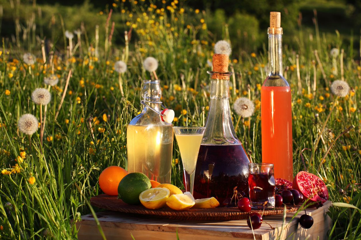 Why is a wedding bartender an idea worth considering?