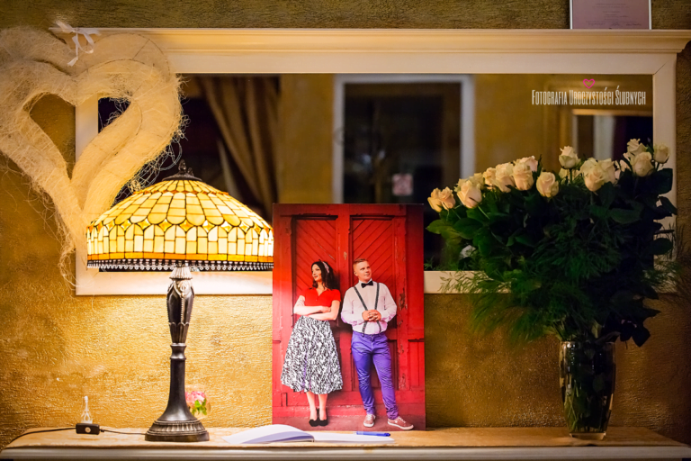 Decoration of the entrance to the wedding hall: do it yourself!