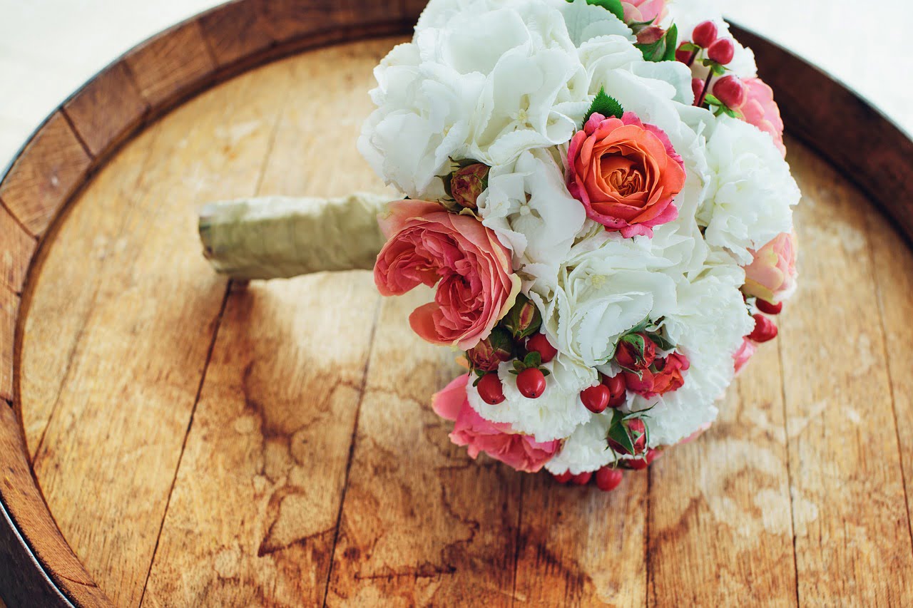 Florist für eine Hochzeit: ein Blumenstrauß