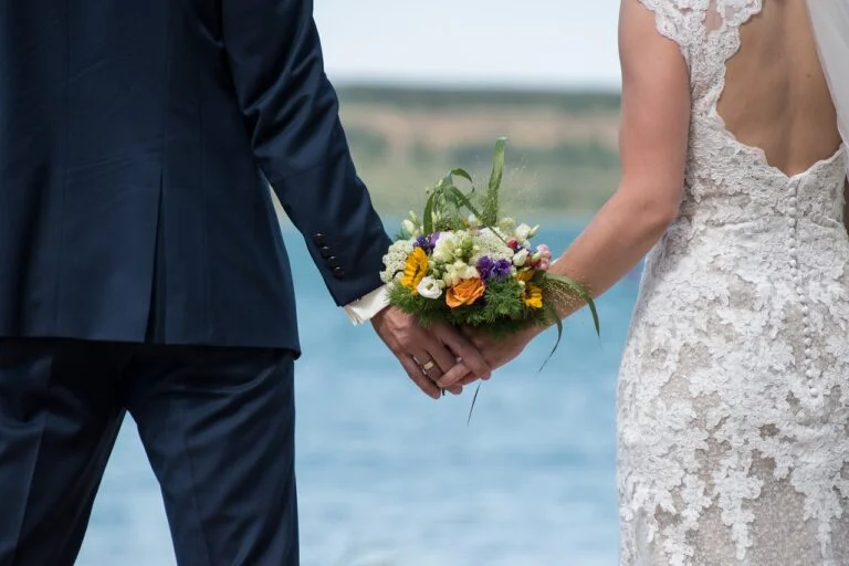 Entrance to the wedding hall - what song to choose?