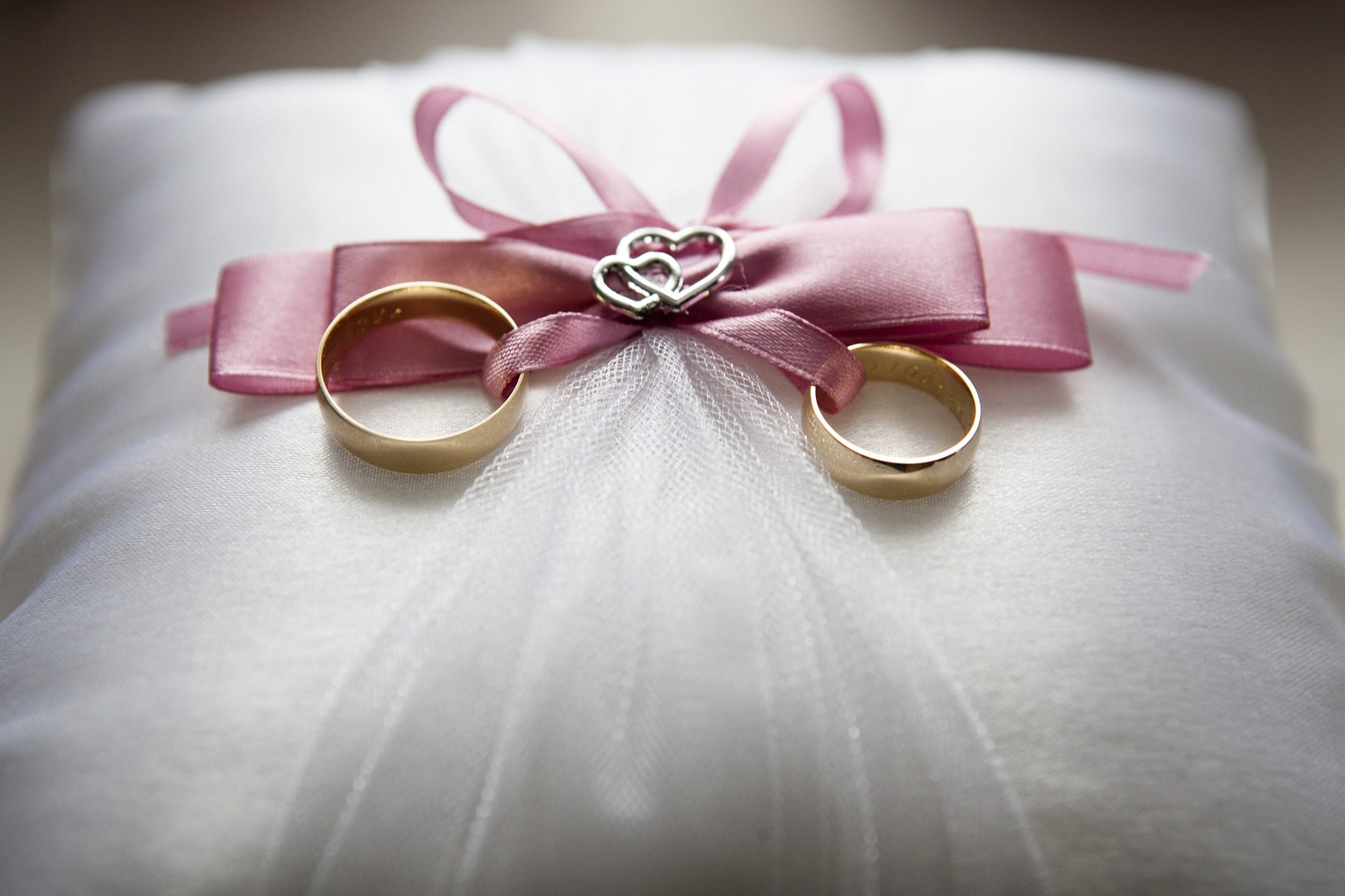 wedding preparations: wedding rings