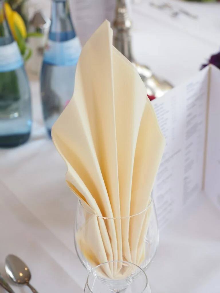 Menu weselne na stoły: najciekawsze propozycje