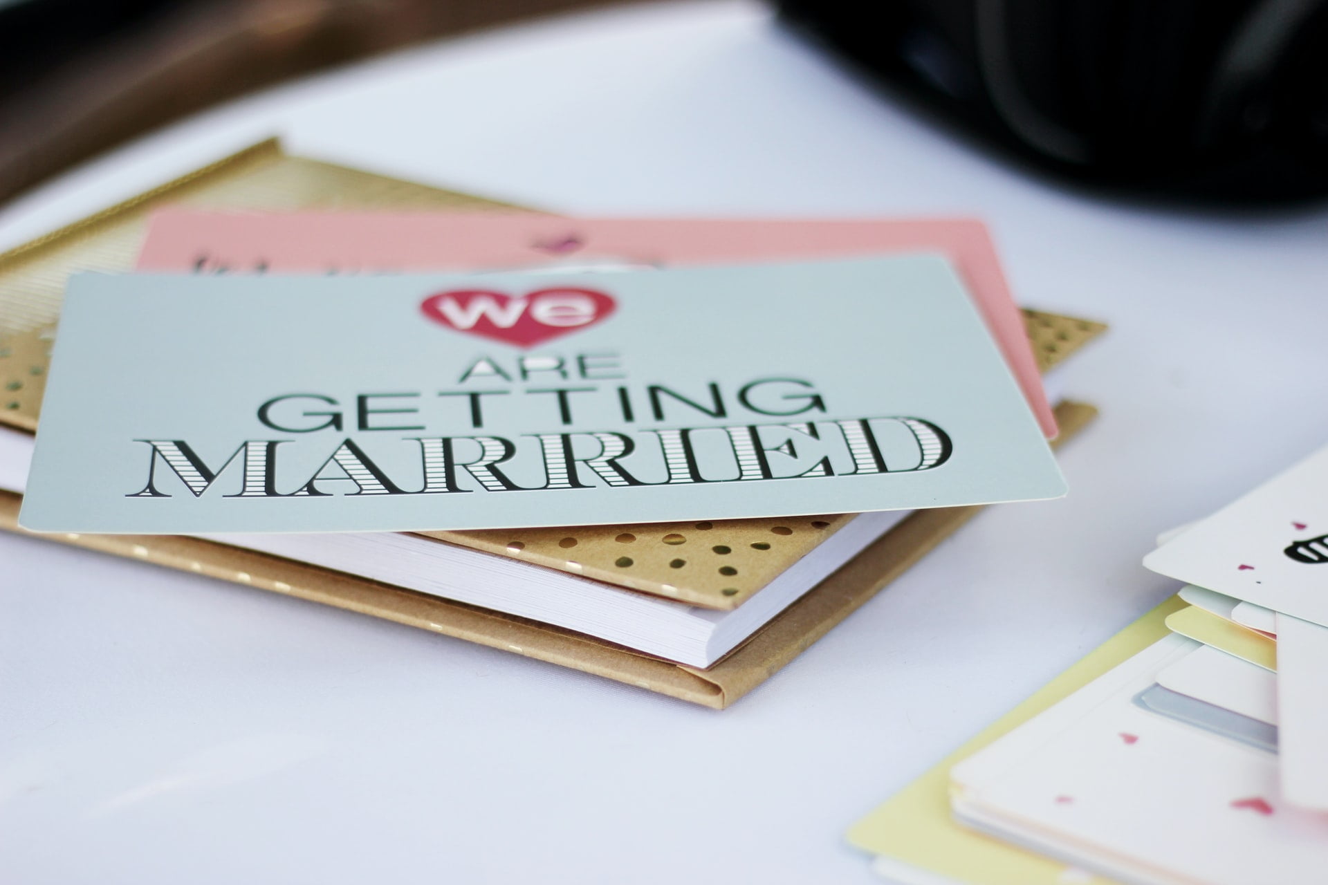 when the wedding: invitations