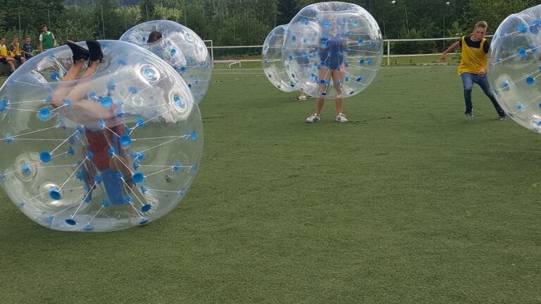 bubble football, integration games, Sosnówka, Karpacz