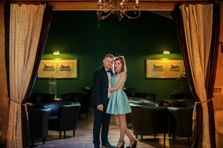 A young couple in the Fireplace Room, Sommelier Club, event room, Dwór Korona Karkonoszy