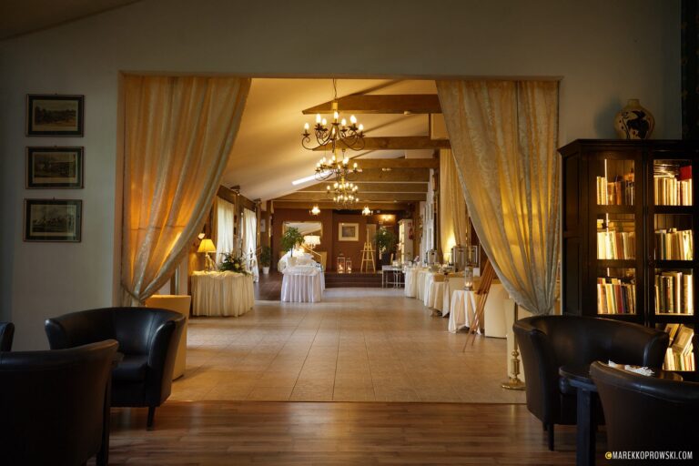 The Golden Hall, a wedding hall in Lower Silesia, the Crown of the Karkonosze Court in Sosnówka near Karpacz