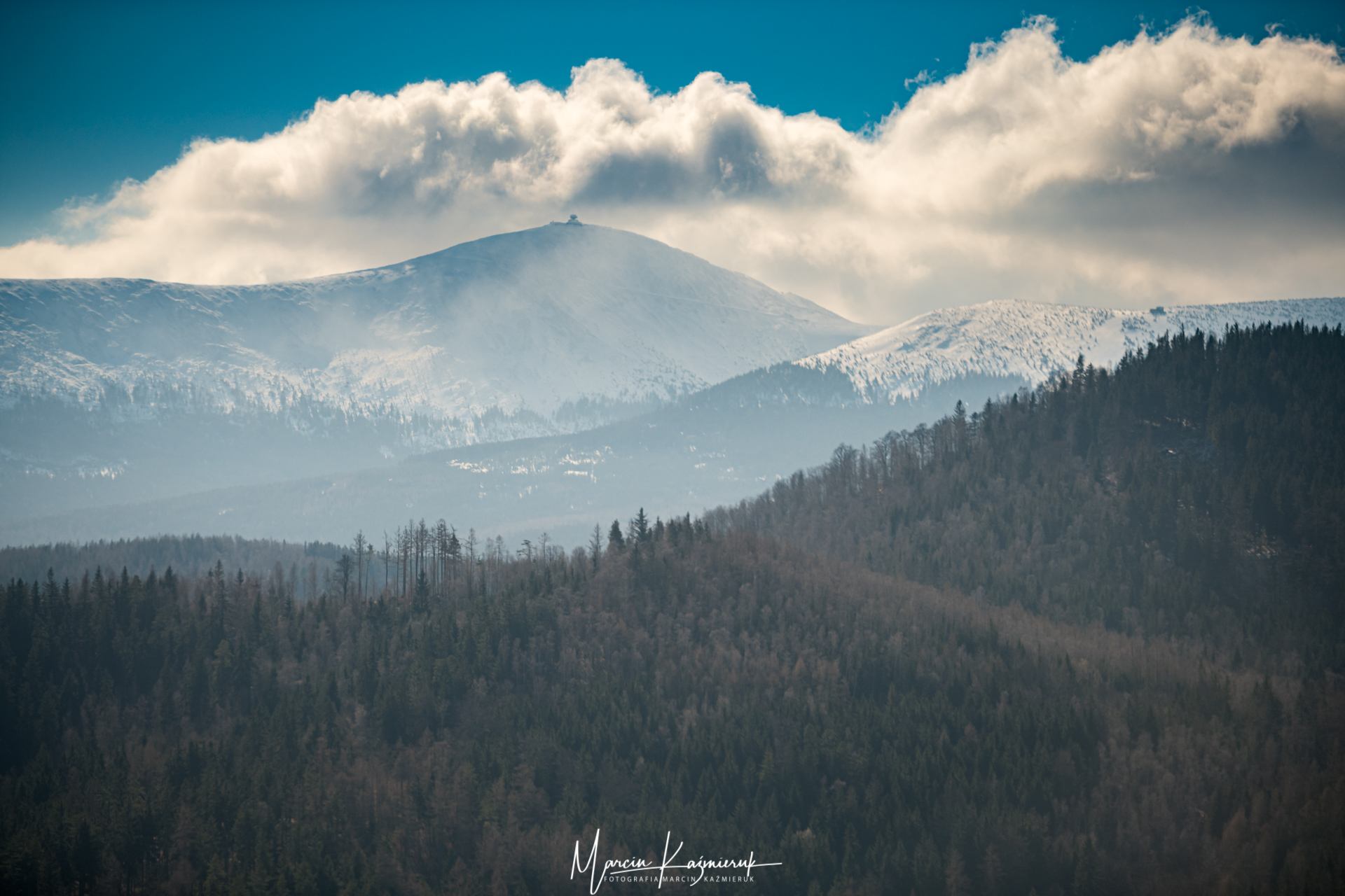 Blick auf den Gipfel der Schneekoppe von Sosnówka, Riesengebirge