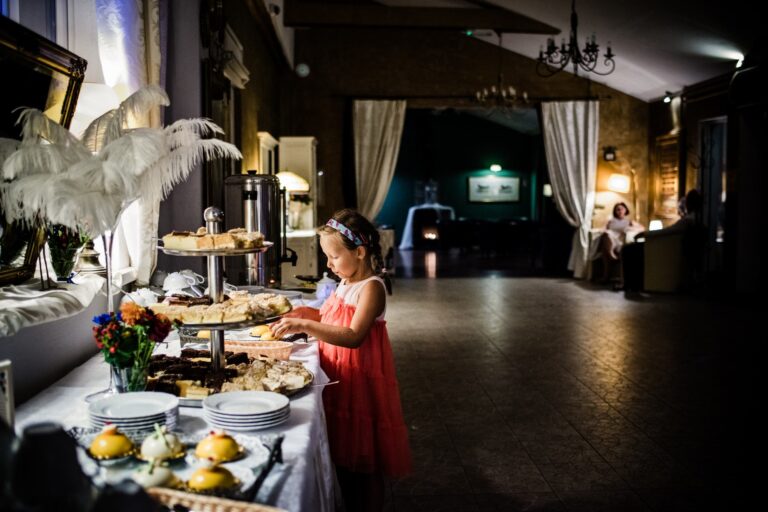 Sweets at the wedding, Dwór Korona Karkonosze Sosnówka near Karpacz