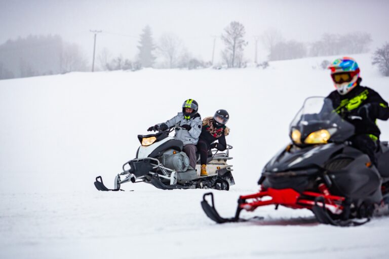 Attraktionen des Riesengebirges, Attraktionen von Karpacz und Umgebung, Schneemobile