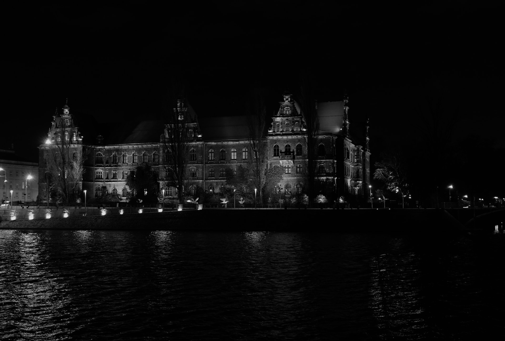 Breslau bei Nacht