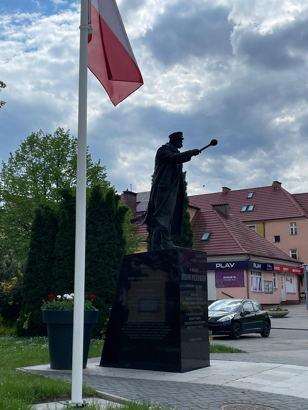 pomnik w Polkowicach
