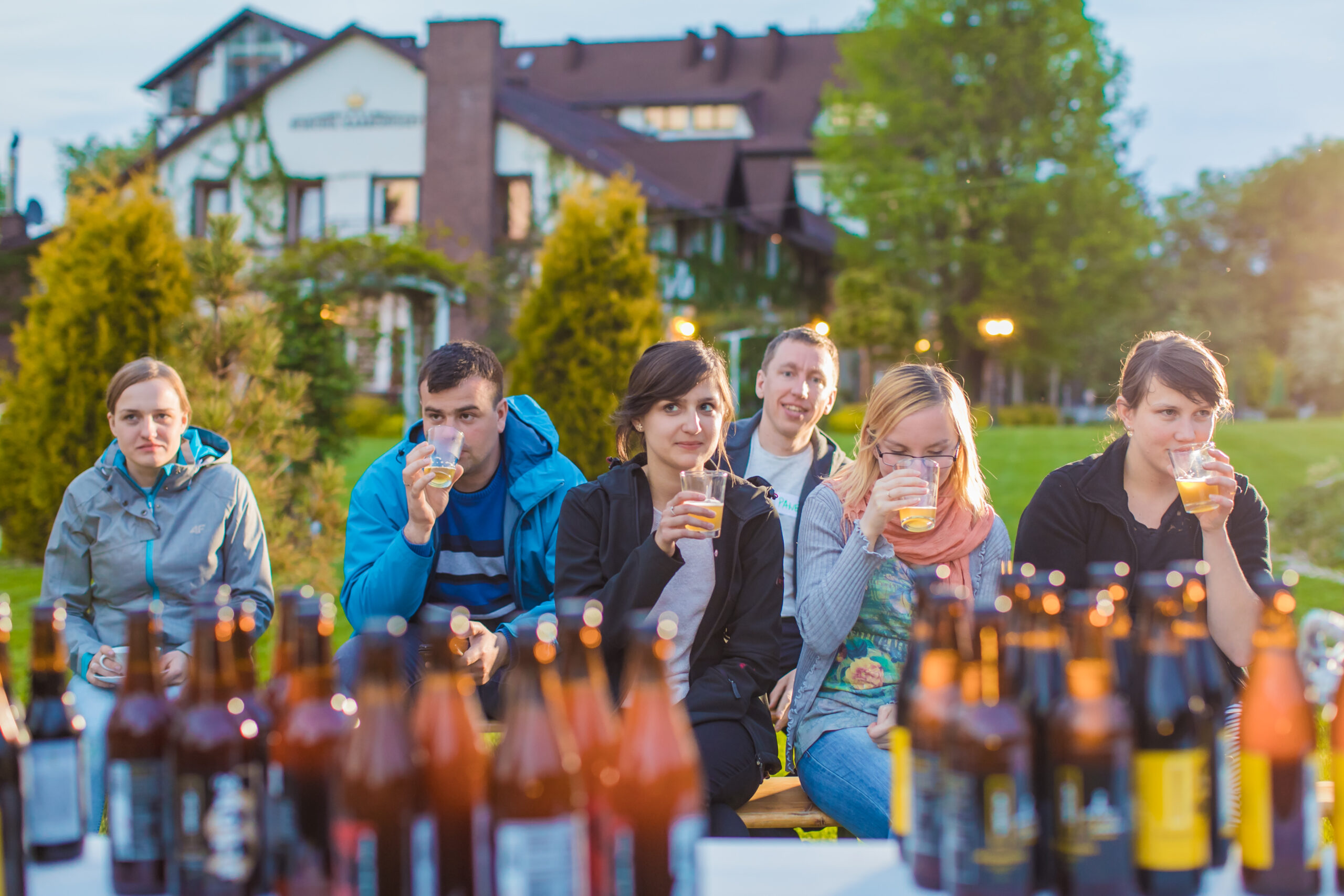 Beer tasting and workshops at an outdoor integration meeting